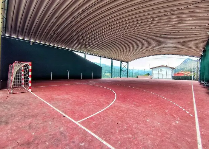 Hoja De Arce - Rural Castro Urdiales